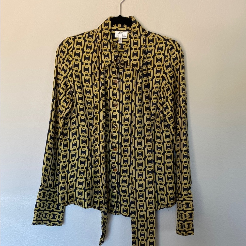Milly silk long sleeve button down chain blouse size 8 gold blue EUC
